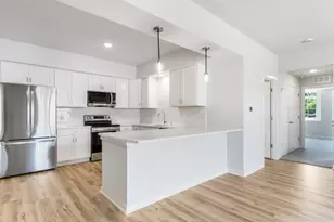 1633 Grey Fox Trail, Mukwonago, WI 53149 - Photo 7