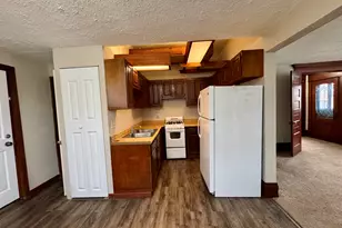 2109 Washington Ave, Racine, WI 53403 - Photo 5