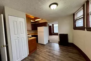 2109 Washington Ave, Racine, WI 53403 - Photo 3