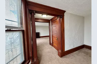 2109  Washington Ave Upper #2, Racine, WI 53403 - Photo 13