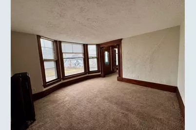 2109  Washington Ave Upper #2, Racine, WI 53403 - Photo 15