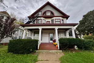 2109 Washington Ave, Racine, WI 53403 - Photo 1