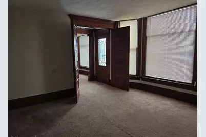 2109  Washington Ave Upper #2, Racine, WI 53403 - Photo 7