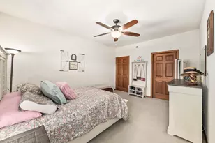 1405 Gabriel Dr, Waukesha, WI 53188 - Photo 15