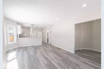 3513 W Lloyd St #3515, Milwaukee, WI 53208 - Photo 5