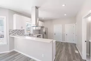 3513 W Lloyd St, Milwaukee, WI 53208 - Photo 3