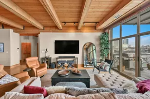 541 E Erie St, Milwaukee, WI 53202 - Photo 7