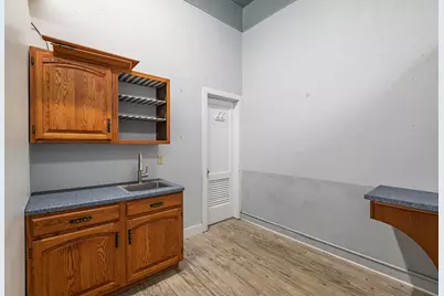 111  5th Ave, La Crosse, WI 54601 - Photo 9