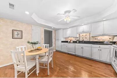 13335  Watertown Plank Rd #211, Elm Grove, WI 53122 - Photo 13