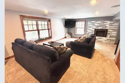 1530  13th Ave, Grafton, WI 53024 - Photo 17