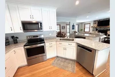 1530  13th Ave, Grafton, WI 53024 - Photo 7