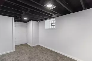 7924 W Becher St, West Allis, WI 53219 - Photo 33