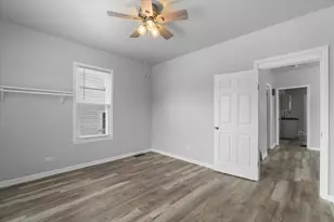 7924 W Becher St, West Allis, WI 53219 - Photo 13