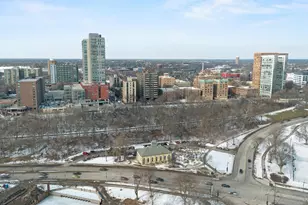 1919 N Summit Ave, Milwaukee, WI 53202 - Photo 107