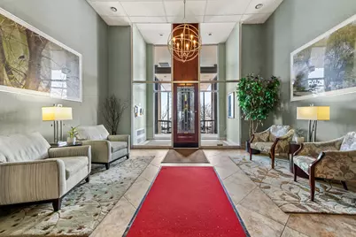 1919 N Summit Ave #11C, Milwaukee, WI 53202 - Photo 97