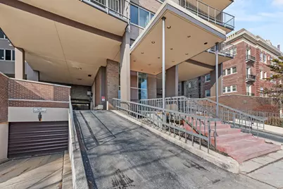 1919 N Summit Ave #11C, Milwaukee, WI 53202 - Photo 101