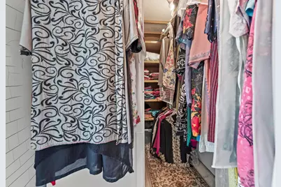 1919 N Summit Ave #11C, Milwaukee, WI 53202 - Photo 61