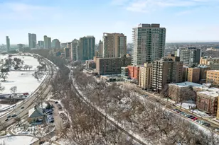 1919 N Summit Ave, Milwaukee, WI 53202 - Photo 99