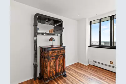 1919 N Summit Ave #11C, Milwaukee, WI 53202 - Photo 19