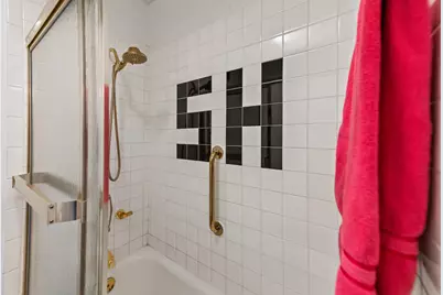 1919 N Summit Ave #11C, Milwaukee, WI 53202 - Photo 55