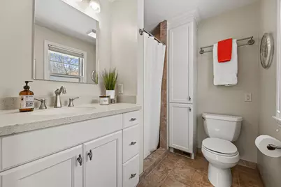 6200 N Berkeley Blvd, Whitefish Bay, WI 53217 - Photo 29