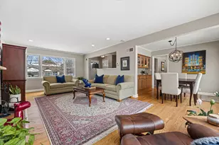 6200 N Berkeley Blvd, Whitefish Bay, WI 53217 - Photo 5