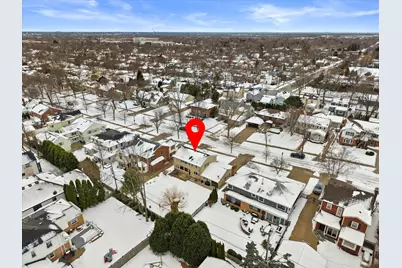 6200 N Berkeley Blvd, Whitefish Bay, WI 53217 - Photo 35