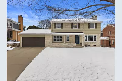 6200 N Berkeley Blvd, Whitefish Bay, WI 53217 - Photo 1