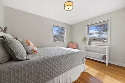 6200 N Berkeley Blvd, Whitefish Bay, WI 53217 - Photo 23