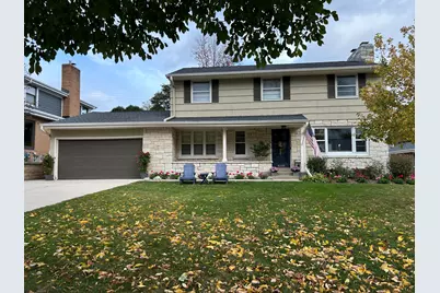 6200 N Berkeley Blvd, Whitefish Bay, WI 53217 - Photo 39