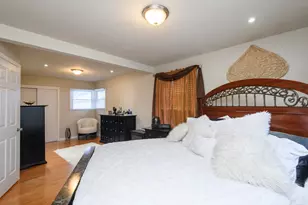 8239 W Casper St, Milwaukee, WI 53223 - Photo 9