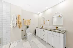 17740 Lisa Ln, Brookfield, WI 53045 - Photo 31