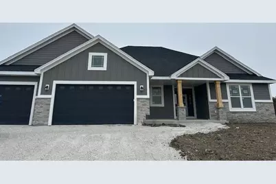 N59W25898  Amberwood Ct, Lisbon, WI 53089 - Photo 1