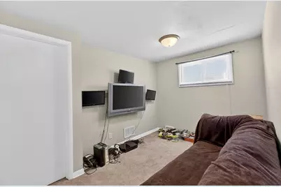 5137 N 66th St, Milwaukee, WI 53218 - Photo 11