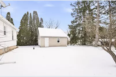203  West St, Thiensville, WI 53092 - Photo 9