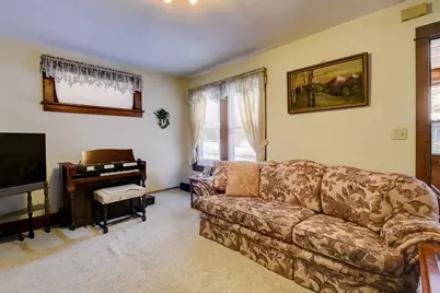 203  West St, Thiensville, WI 53092 - Photo 3