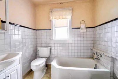 203  West St, Thiensville, WI 53092 - Photo 7