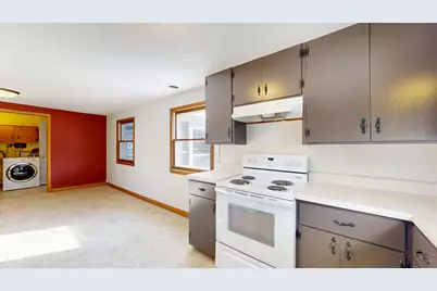 301 E Park St, Westby, WI 54667 - Photo 9