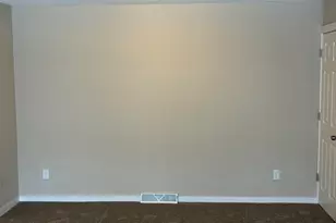 6041 W Port Ave, Milwaukee, WI 53223 - Photo 5