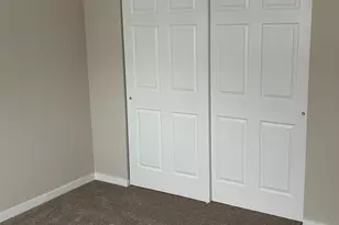 6041 W Port Ave, Milwaukee, WI 53223 - Photo 11