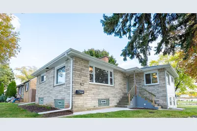 2701  4th Ave, South Milwaukee, WI 53172 - Photo 1