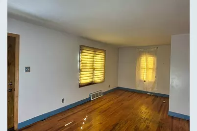 8602 W Beloit Rd, Milwaukee, WI 53227 - Photo 15