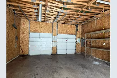 8602 W Beloit Rd, Milwaukee, WI 53227 - Photo 9