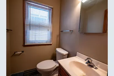 2102 E Howard Ave #2104, Saint Francis, WI 53235 - Photo 11