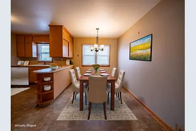 2102 E Howard Ave #2104, Saint Francis, WI 53235 - Photo 9