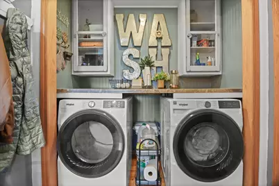 104  Carolyn Ct, Eden, WI 53019 - Photo 7