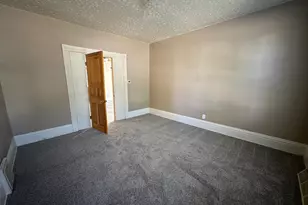 823 Yout St, Racine, WI 53402 - Photo 27