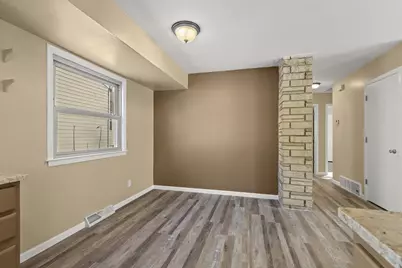 7140 N 48th St, Milwaukee, WI 53223 - Photo 13
