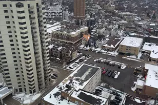 1660 N Prospect Ave, Milwaukee, WI 53202 - Photo 19