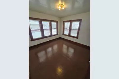 1722 S Layton Blvd, Milwaukee, WI 53215 - Photo 15